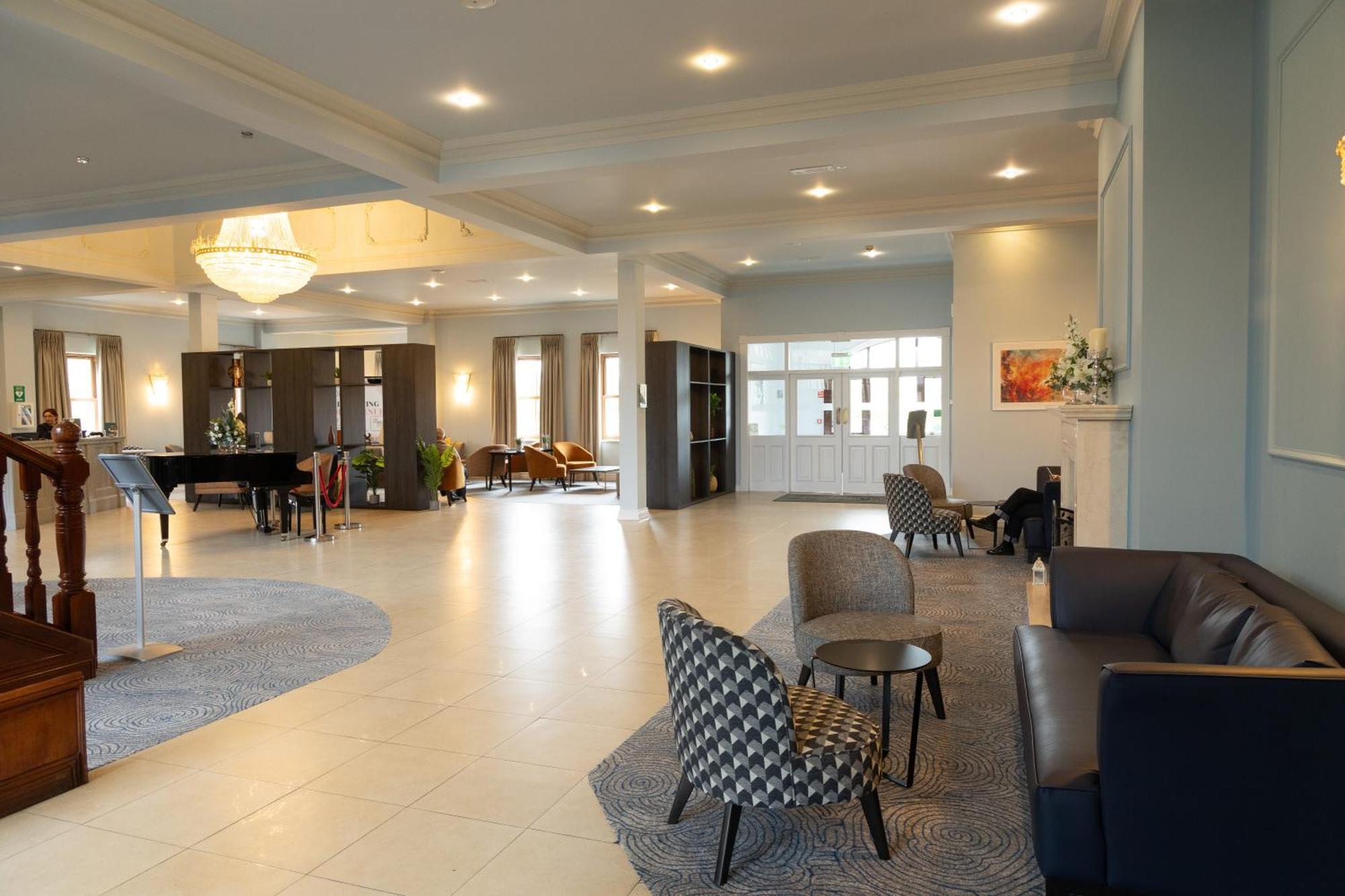Great National Hotel Ballina Ballina  Bagian luar foto